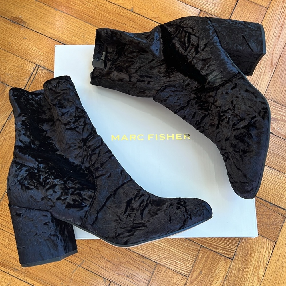 Marc Fisher Ileesia Velvet Fabric Ankle Boot - 10M